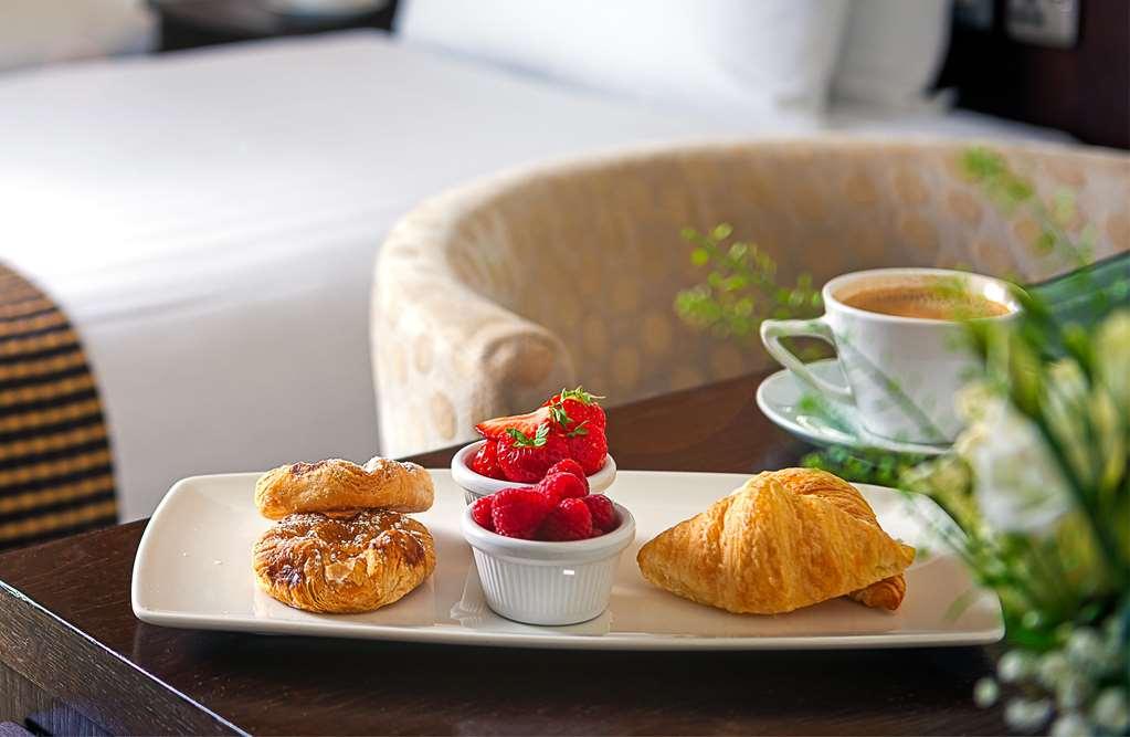 คาร์ลตัน โฮเต็ล แบลนเชิร์ดส์ทาวน์ Hotel แบลนชาร์ดส์ทาวน์ ห้อง รูปภาพ